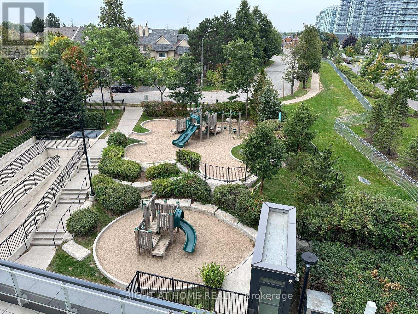 1803 - 2560 Eglinton Avenue W, Mississauga, Ontario  L5M 0Y3 - Photo 23 - W12402510