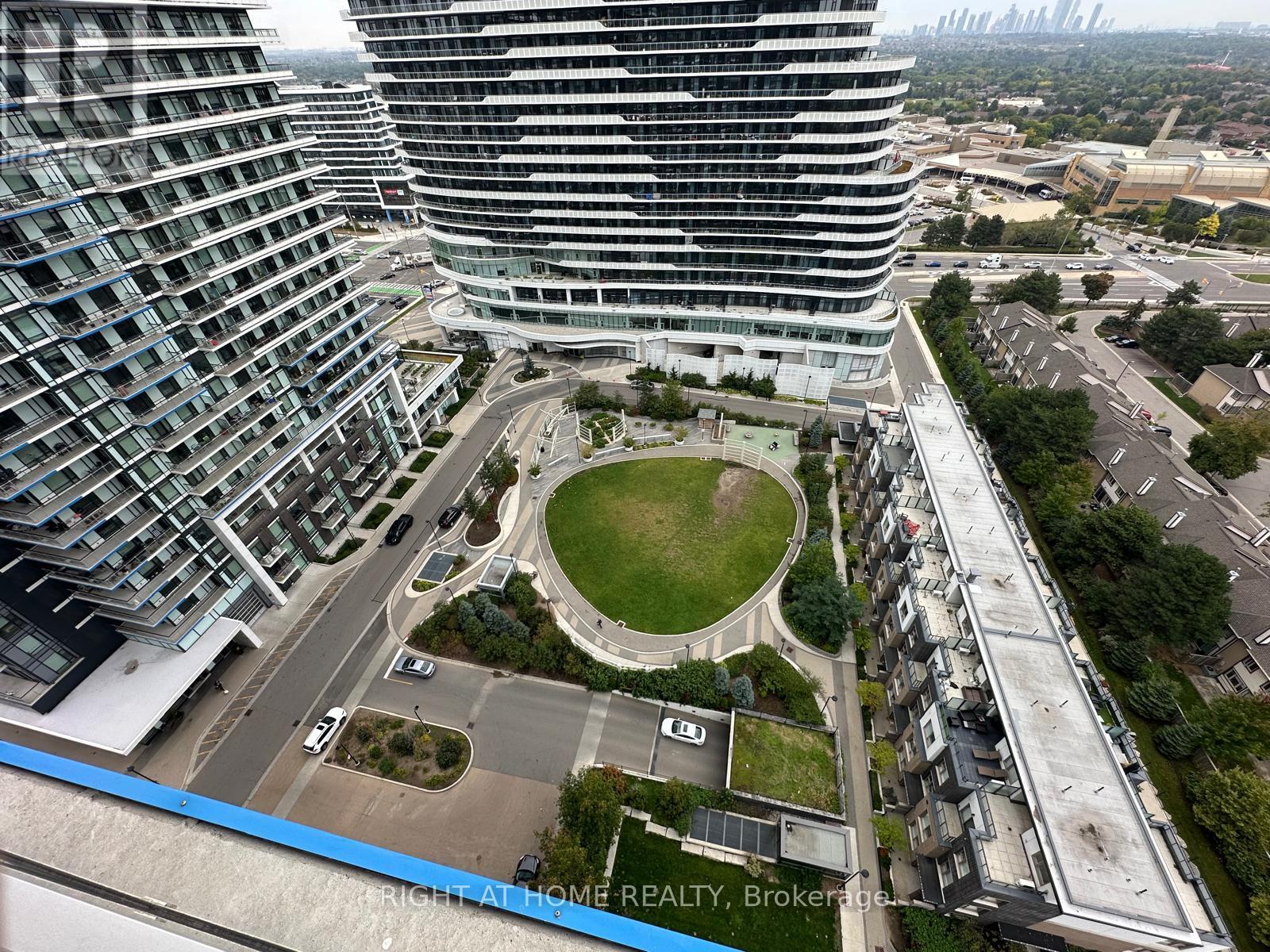 1803 - 2560 Eglinton Avenue W, Mississauga, Ontario  L5M 0Y3 - Photo 24 - W12402510