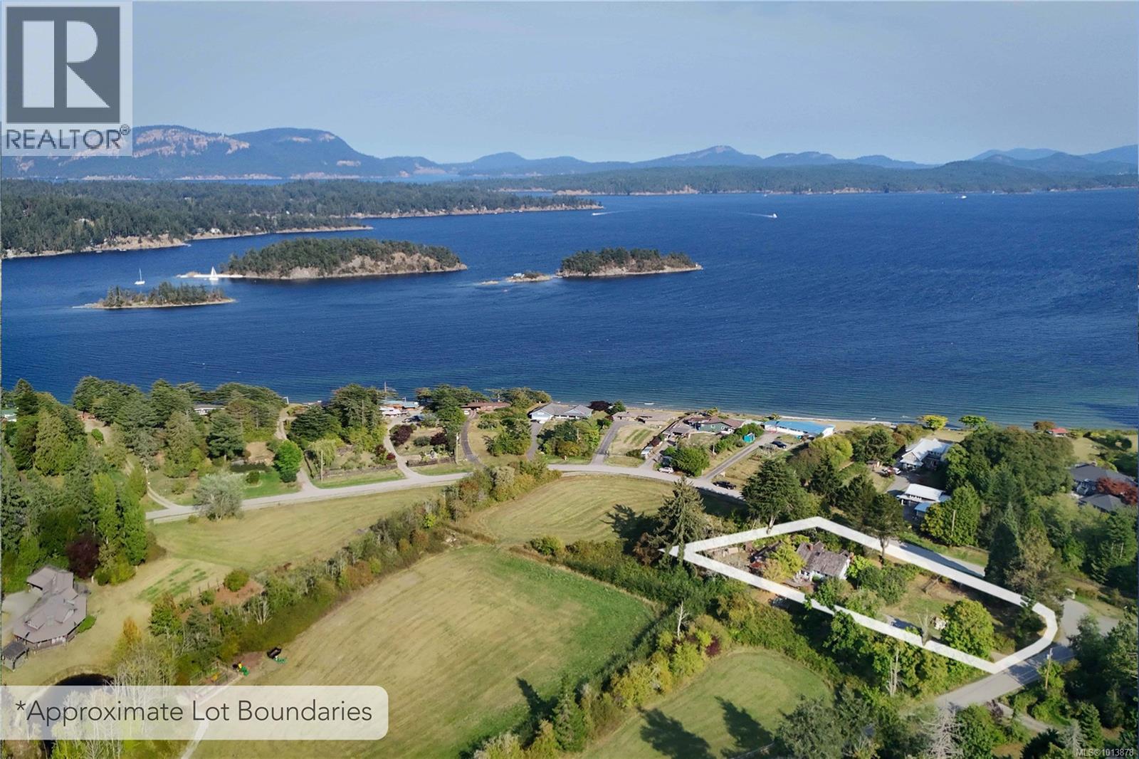 270 Price Rd, Salt Spring, British Columbia  V8K 2E9 - Photo 1 - 1013878