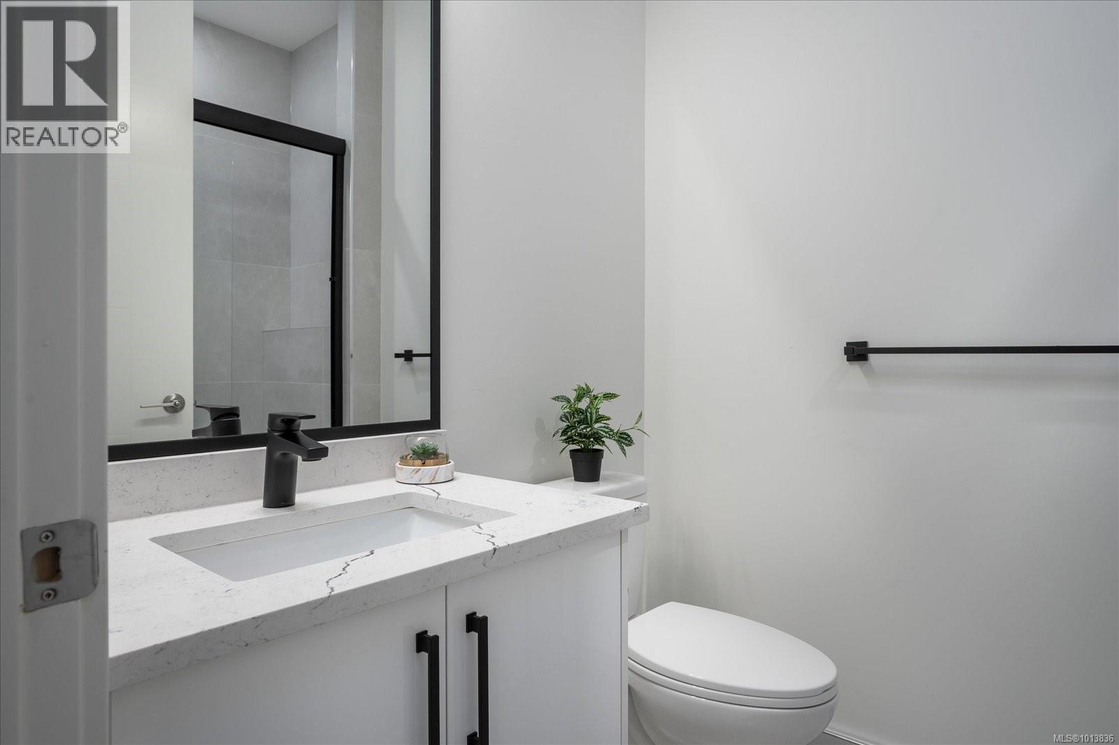 Property at 4680 Ambience Dr image 4