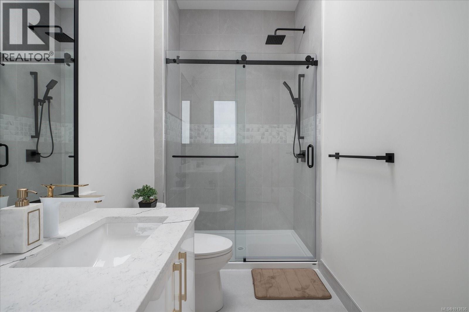 Property at 4680 Ambience Dr image 2