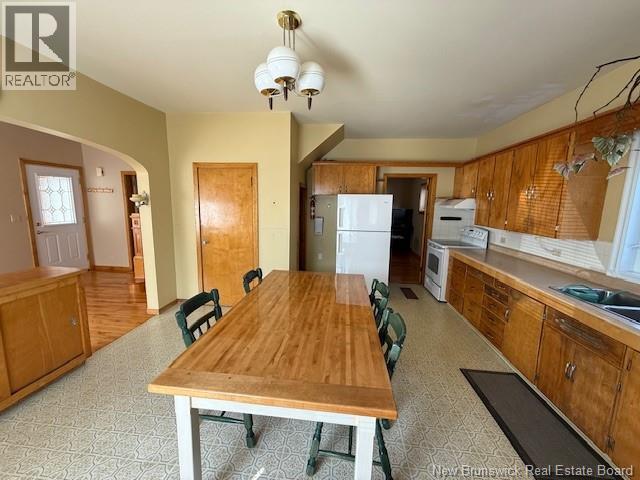 379 Chaleur Street, Charlo, New Brunswick  E8E 2B8 - Photo 21 - NB126060