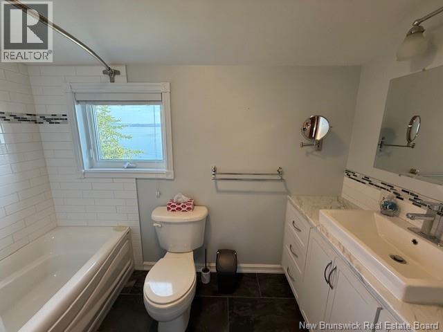 379 Chaleur Street, Charlo, New Brunswick  E8E 2B8 - Photo 12 - NB126060