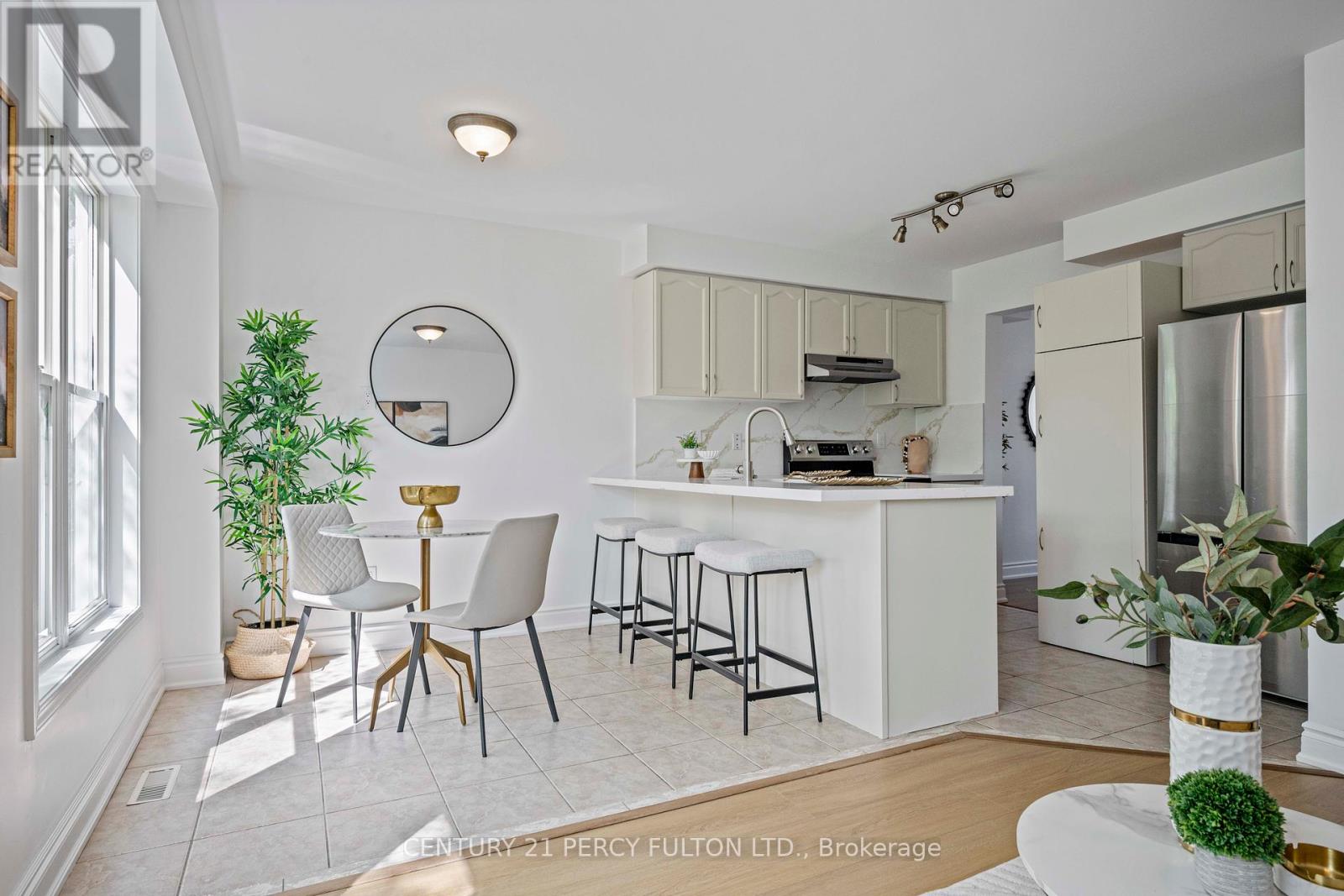 90 - 5980 Whitehorn Avenue, Mississauga, Ontario  L5Y 2Y4 - Photo 18 - W12400994