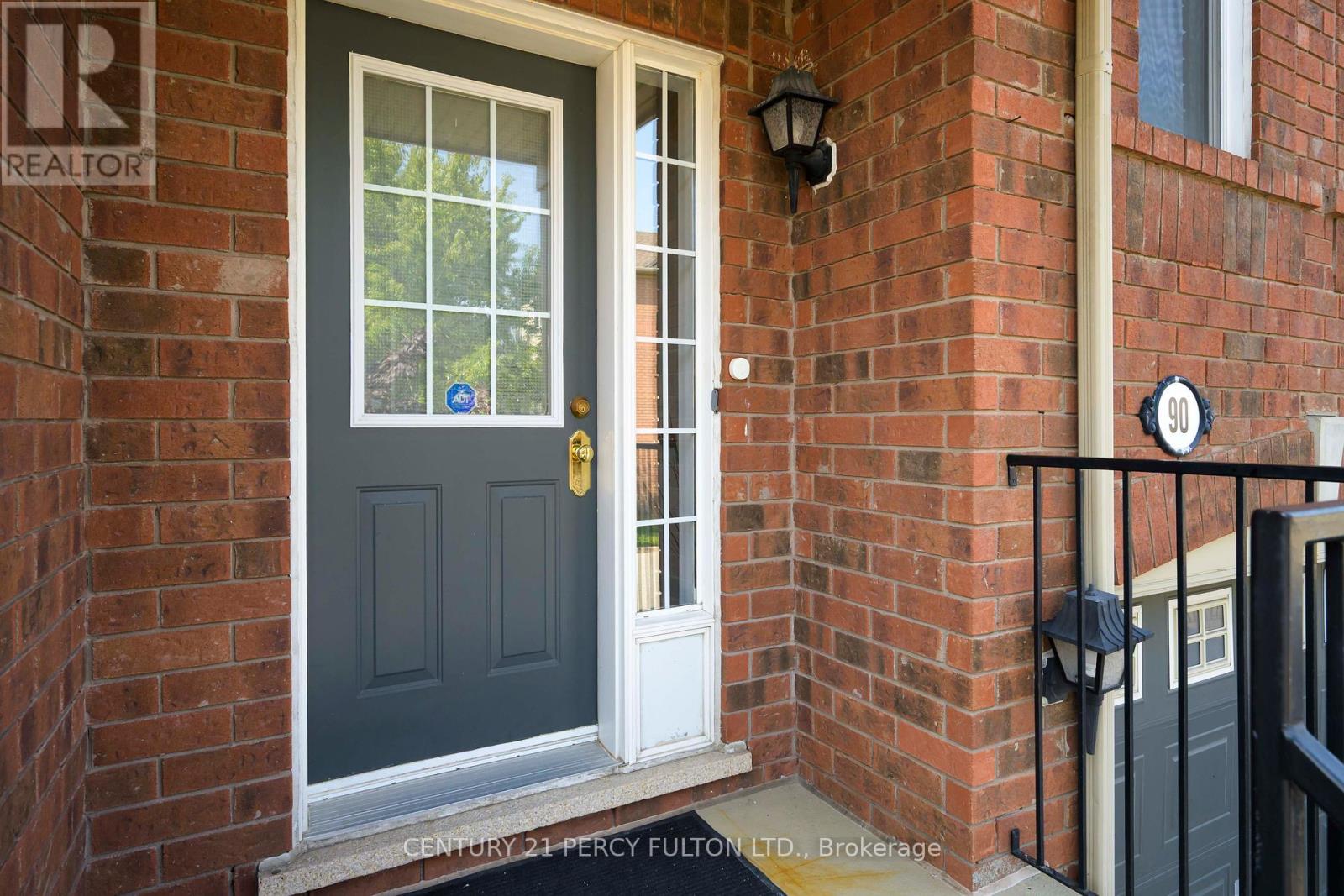90 - 5980 Whitehorn Avenue, Mississauga, Ontario  L5Y 2Y4 - Photo 3 - W12400994
