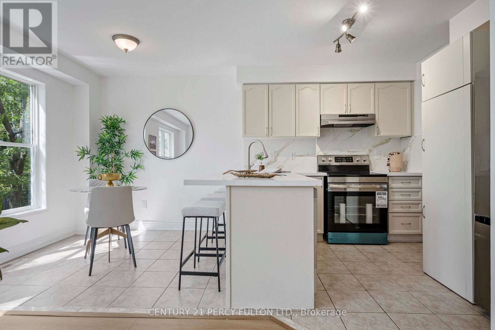 90 - 5980 Whitehorn Avenue, Mississauga, Ontario  L5Y 2Y4 - Photo 19 - W12400994