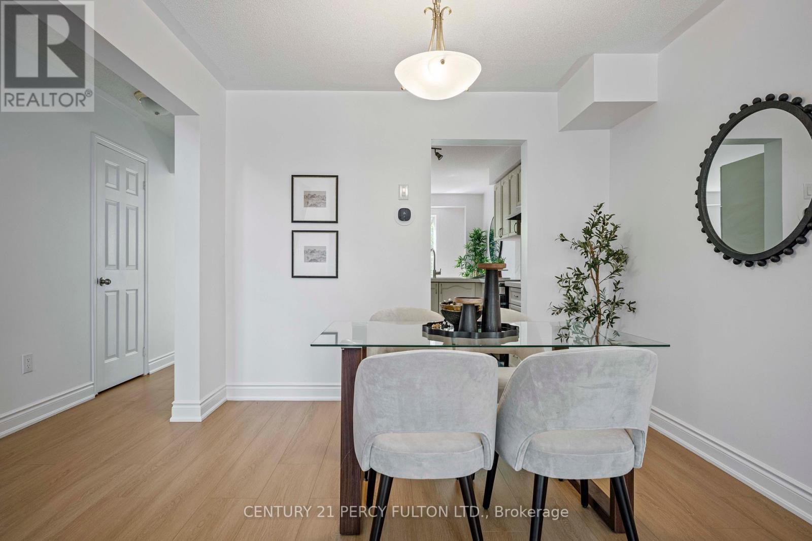 90 - 5980 Whitehorn Avenue, Mississauga, Ontario  L5Y 2Y4 - Photo 11 - W12400994