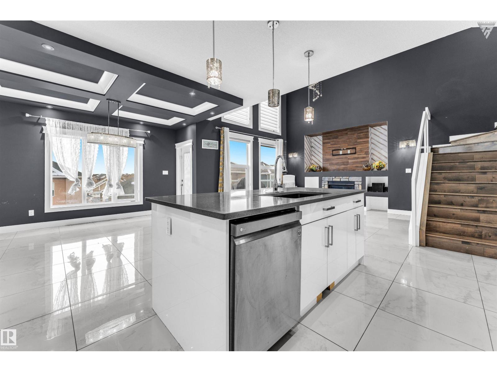 3662 Hummingbird Wy Nw, Edmonton, Alberta  T5S 0L1 - Photo 10 - E4457733