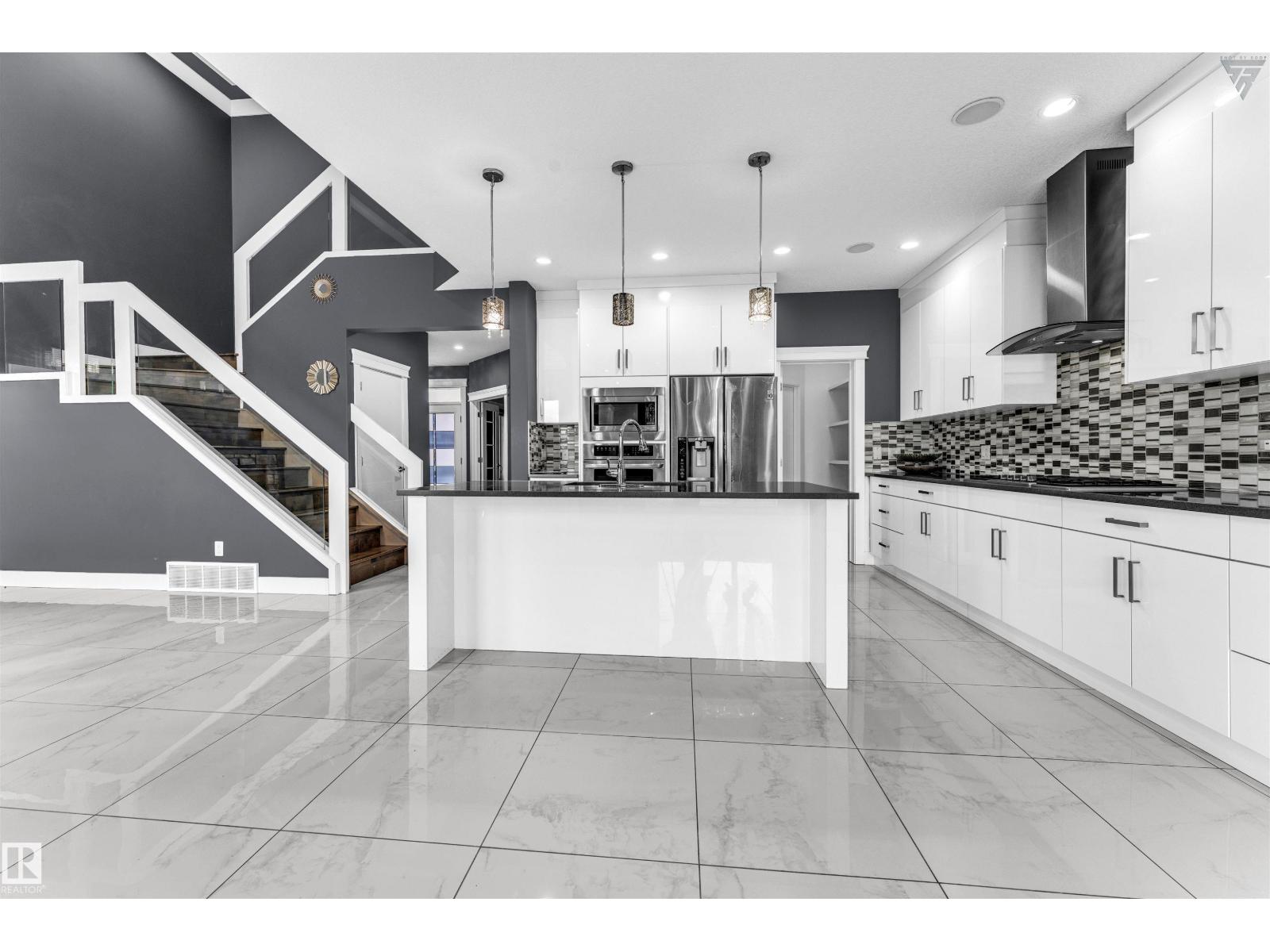 3662 Hummingbird Wy Nw, Edmonton, Alberta  T5S 0L1 - Photo 8 - E4457733