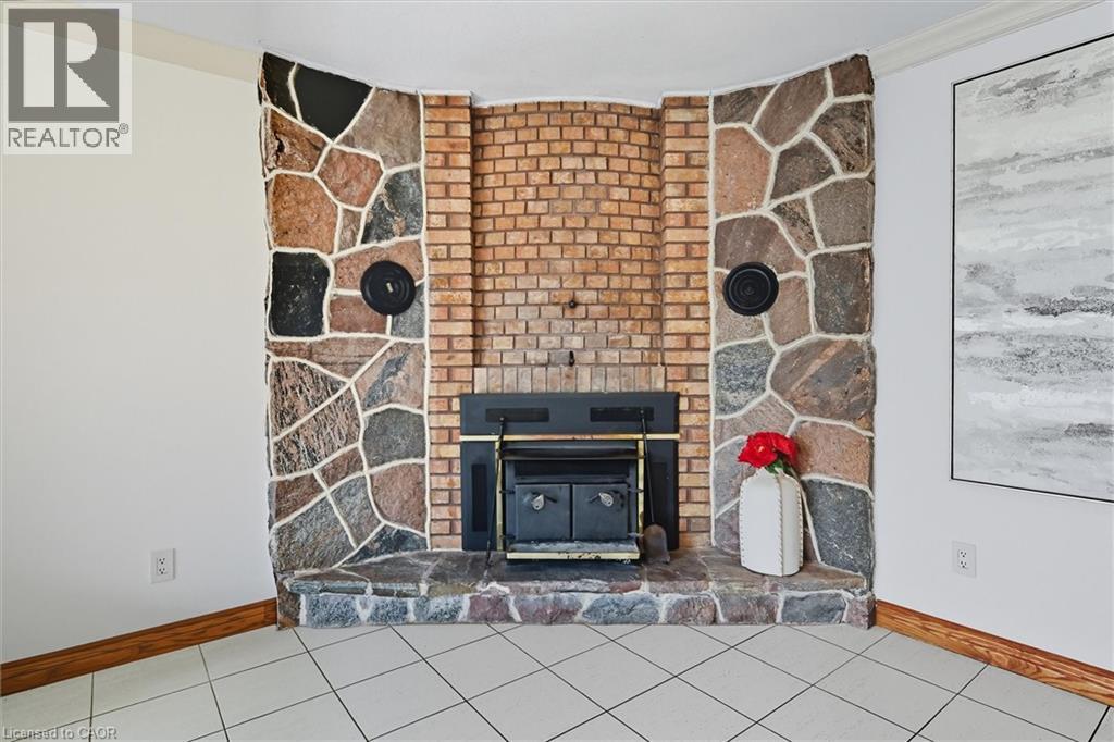 729 Winston Road, Grimsby, Ontario  L3M 4E8 - Photo 17 - 40767821