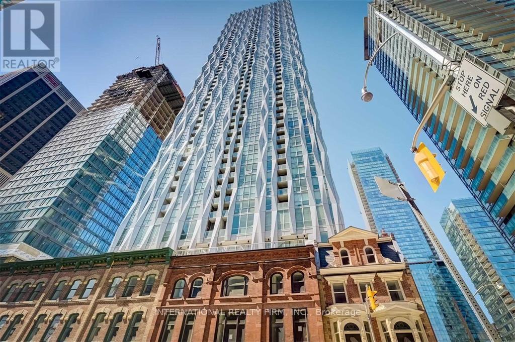 5409 - 1 YORKVILLE AVENUE, Toronto, Ontario