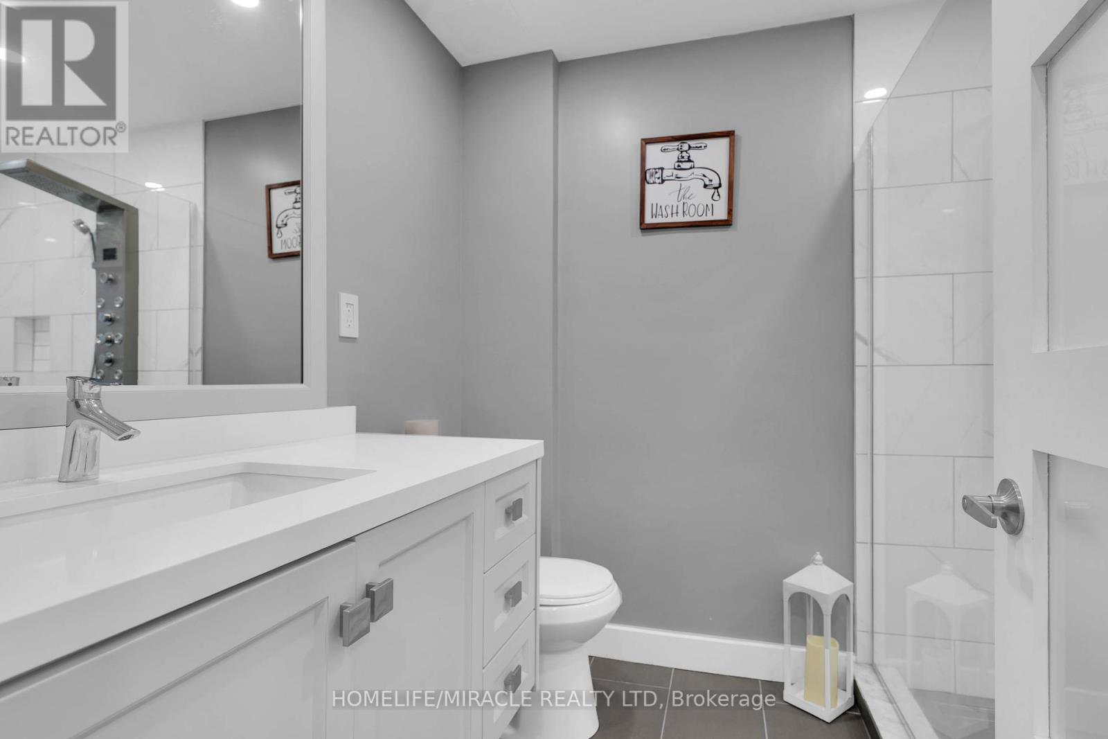 399 Lady Nadia Drive, Vaughan, Ontario  L6A 4E8 - Photo 32 - N12402530