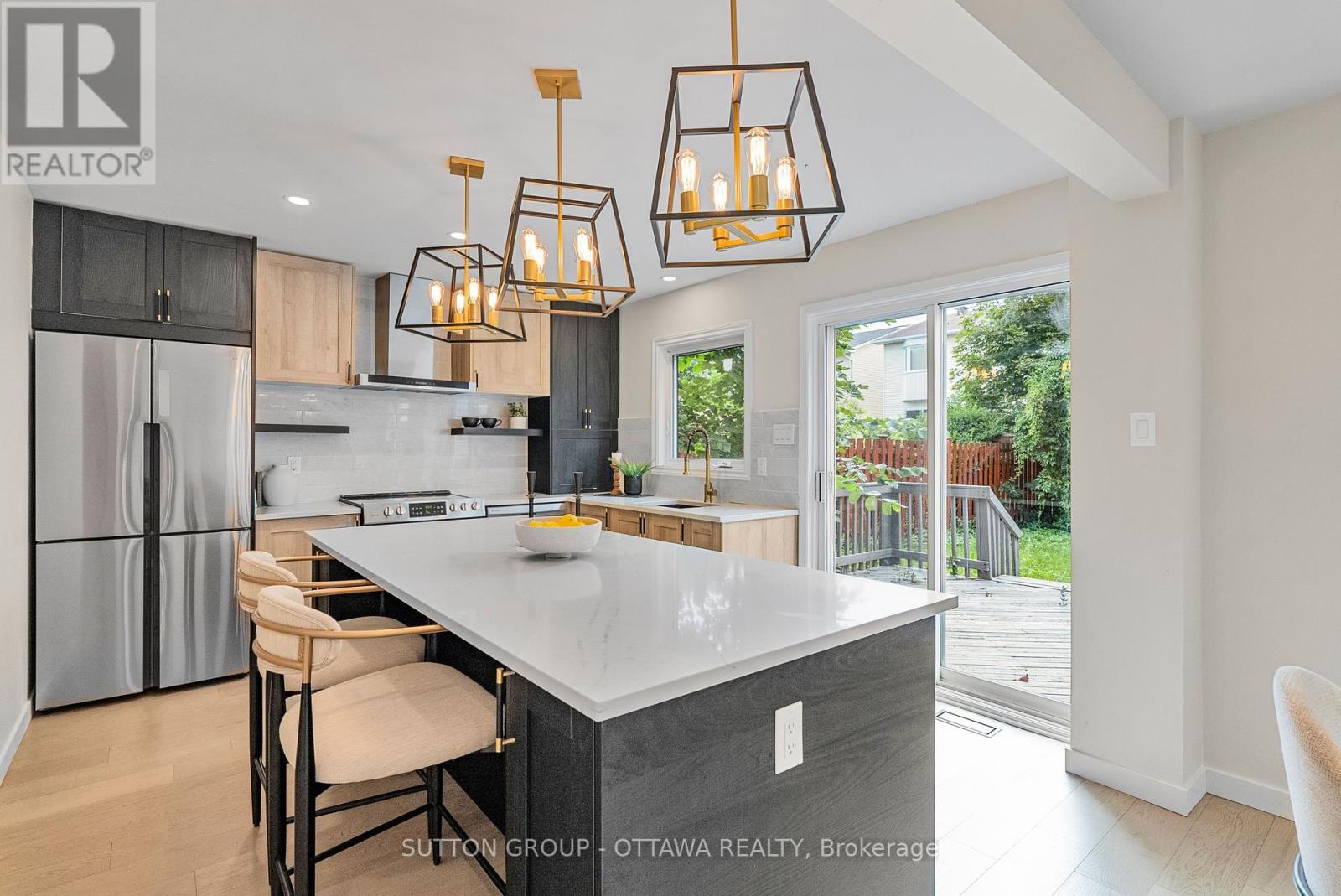 6651 Tooney Drive, Ottawa, Ontario  K1C 6P7 - Photo 11 - X12402555