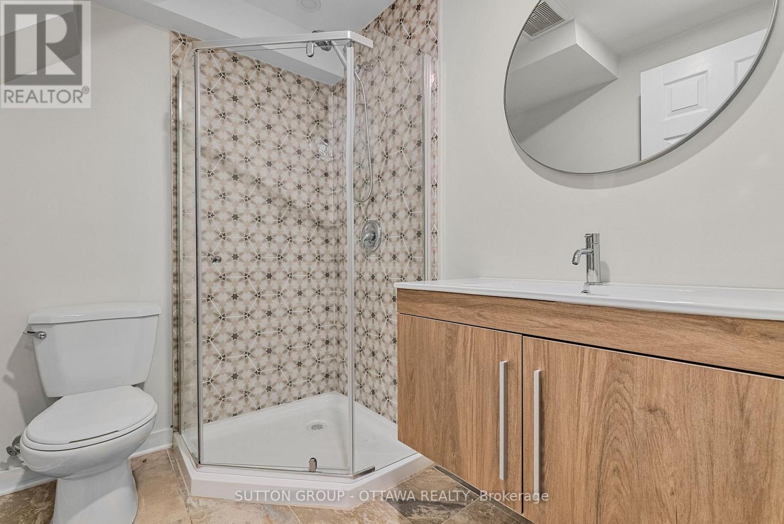 6651 Tooney Drive, Ottawa, Ontario  K1C 6P7 - Photo 31 - X12402555