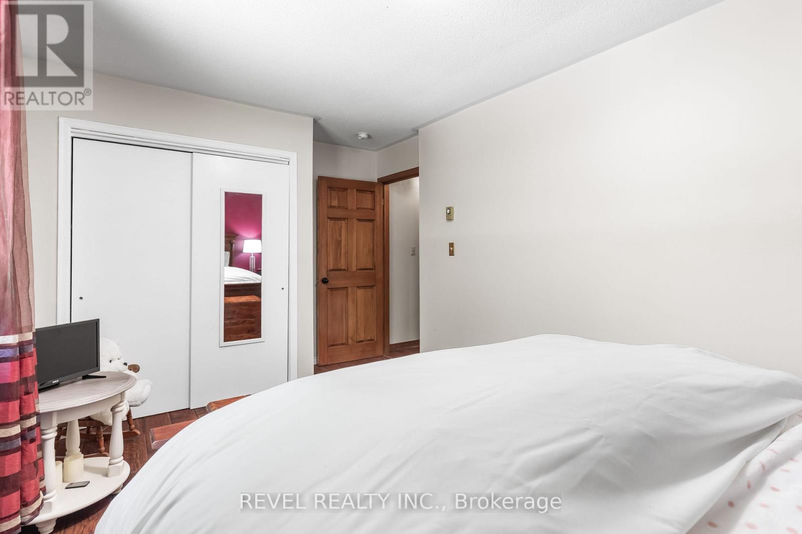 20 The Pines Lane, Brock, Ontario  L0C 1H0 - Photo 25 - N12297419