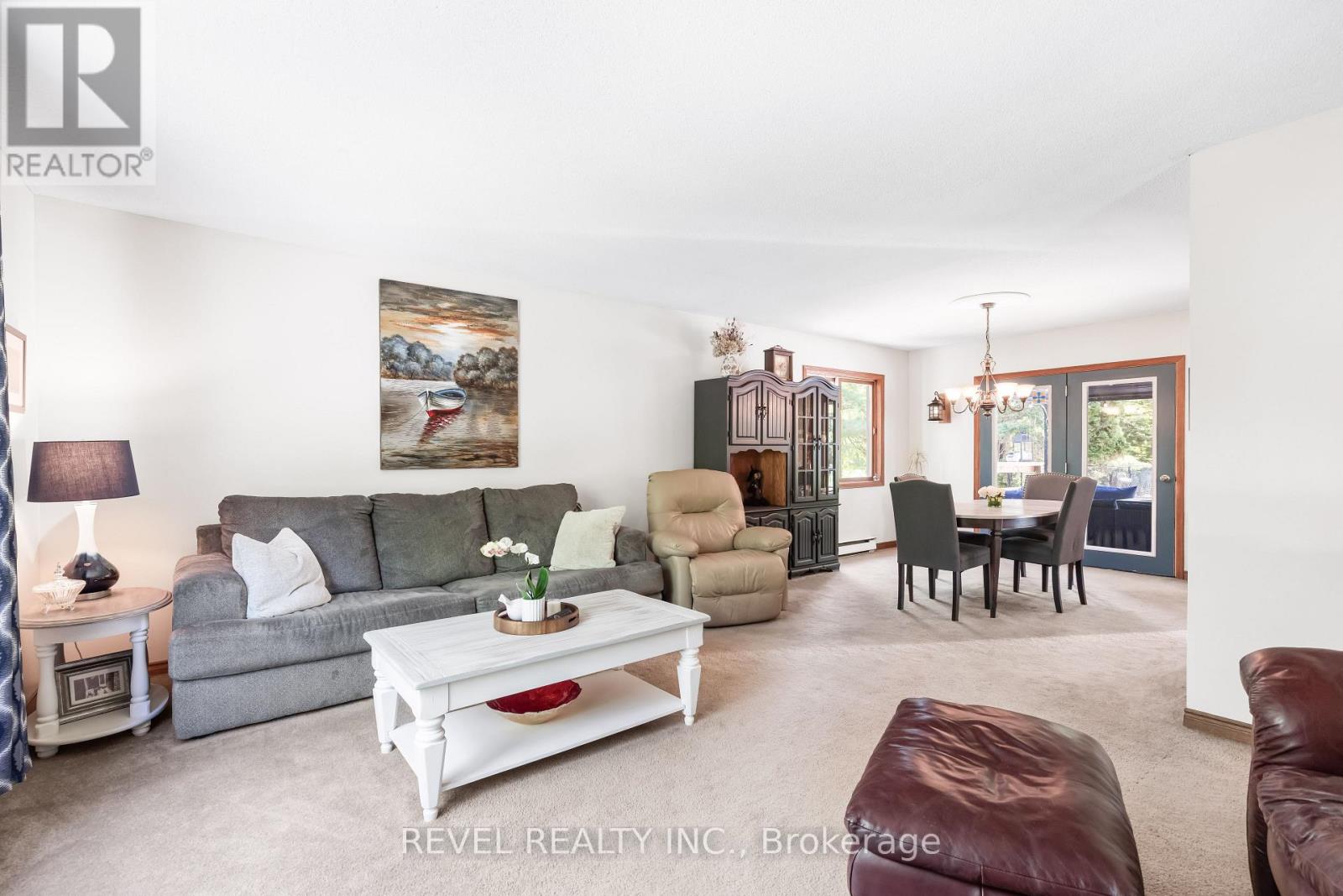 20 The Pines Lane, Brock, Ontario  L0C 1H0 - Photo 6 - N12297419