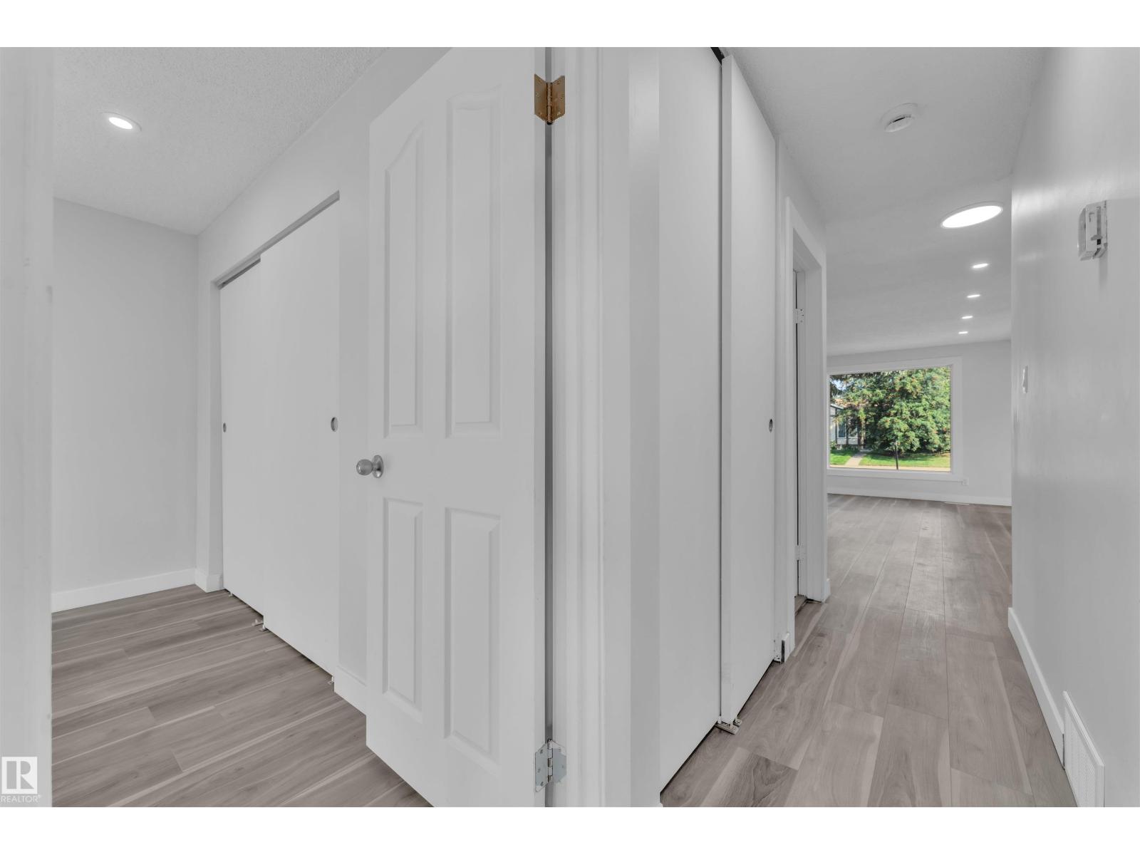 1758 37 St Nw, Edmonton, Alberta  T6L 2R3 - Photo 19 - E4457444