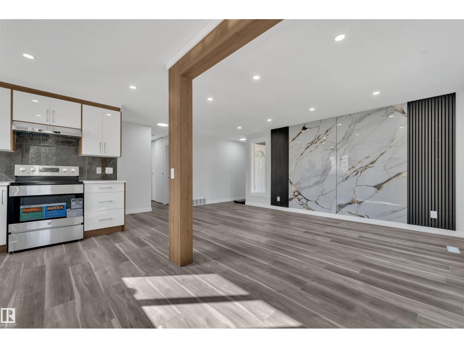 1758 37 St Nw, Edmonton, Alberta  T6L 2R3 - Photo 7 - E4457444