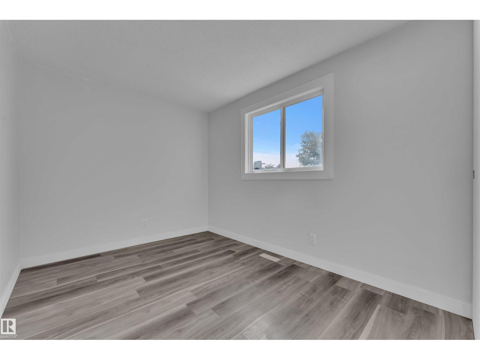1758 37 St Nw, Edmonton, Alberta  T6L 2R3 - Photo 15 - E4457444