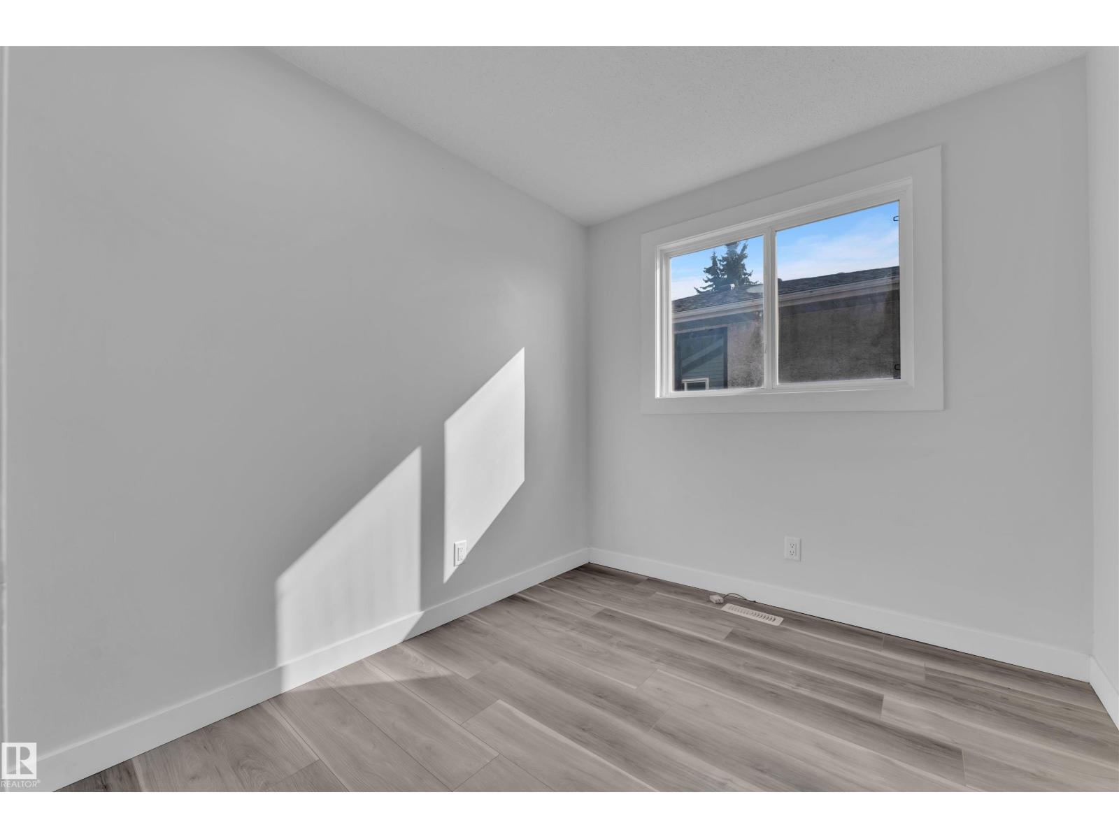 1758 37 St Nw, Edmonton, Alberta  T6L 2R3 - Photo 17 - E4457444