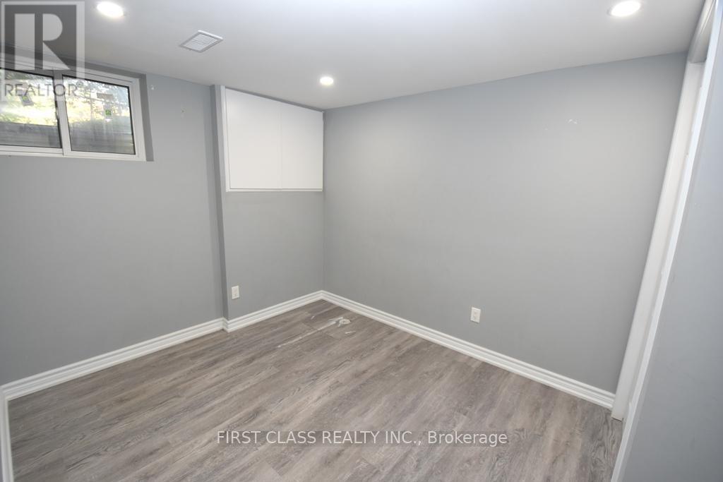 B1 - 1506 Simcoe Street N, Oshawa, Ontario  L1G 4X7 - Photo 9 - E12402563