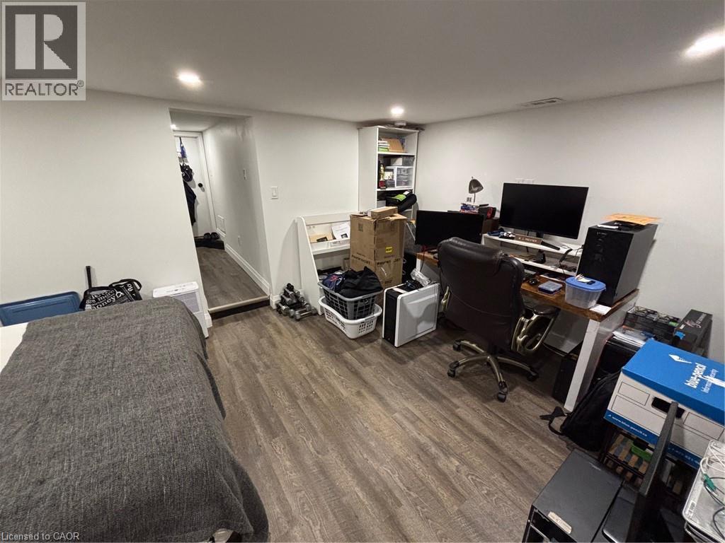 96 London Street N, Hamilton, Ontario  L8H 4B5 - Photo 20 - 40768232