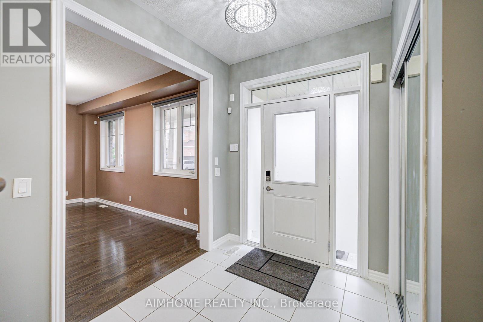 2383 Dobbinton Street, Oshawa, Ontario  L1L 0L4 - Photo 7 - E12380624
