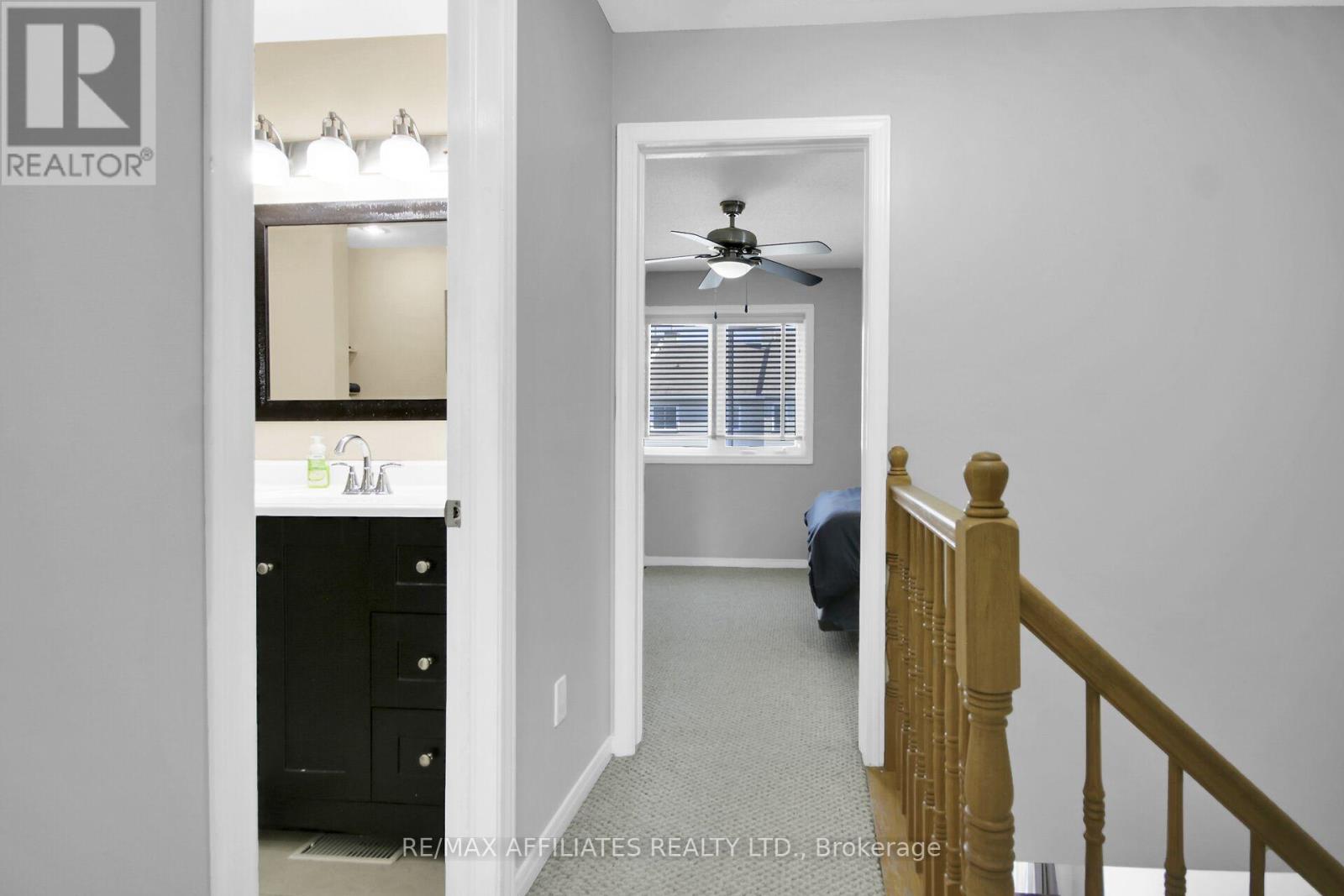 74 Markland Crescent, Ottawa, Ontario  K2G 5Z6 - Photo 20 - X12402576
