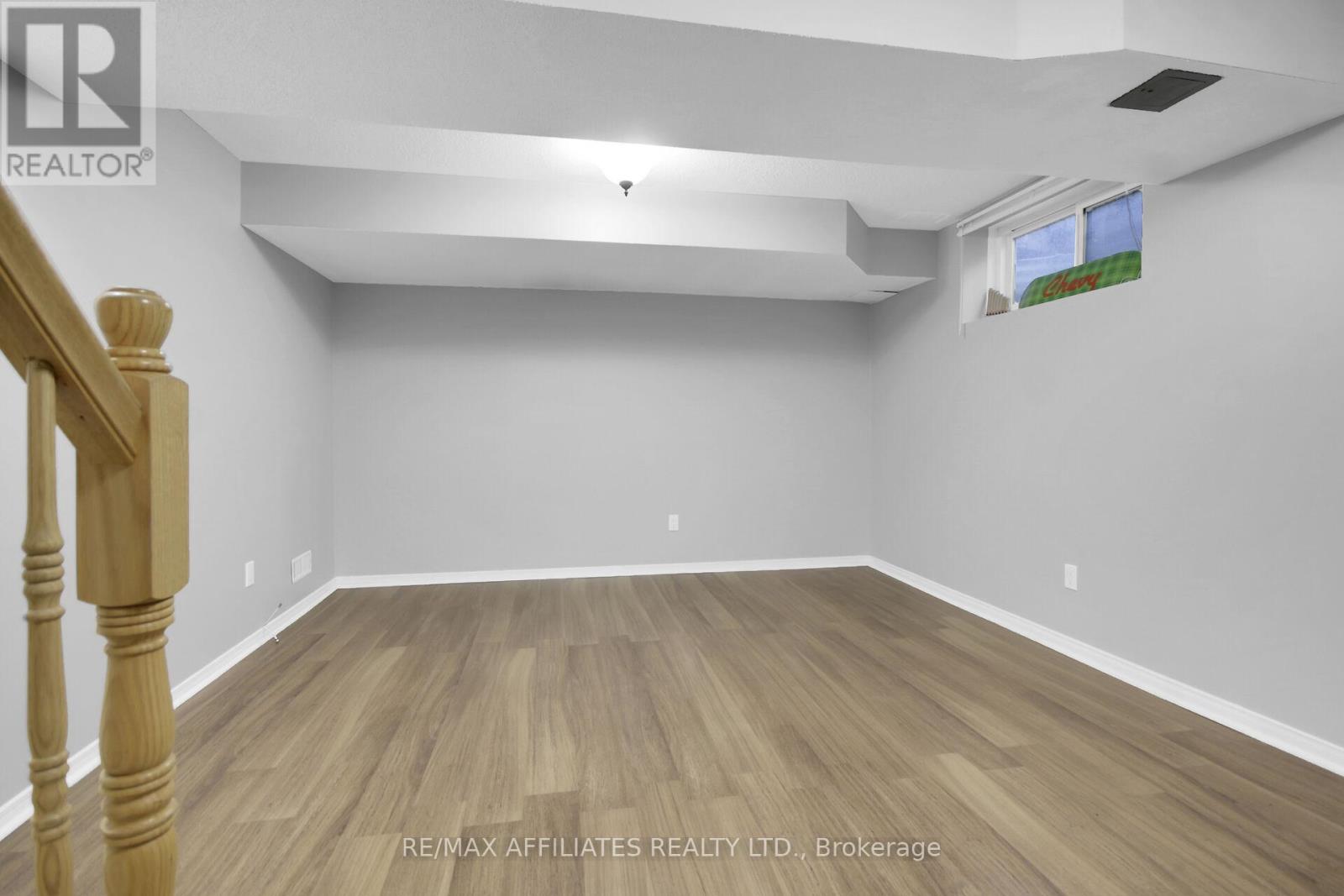 74 Markland Crescent, Ottawa, Ontario  K2G 5Z6 - Photo 35 - X12402576