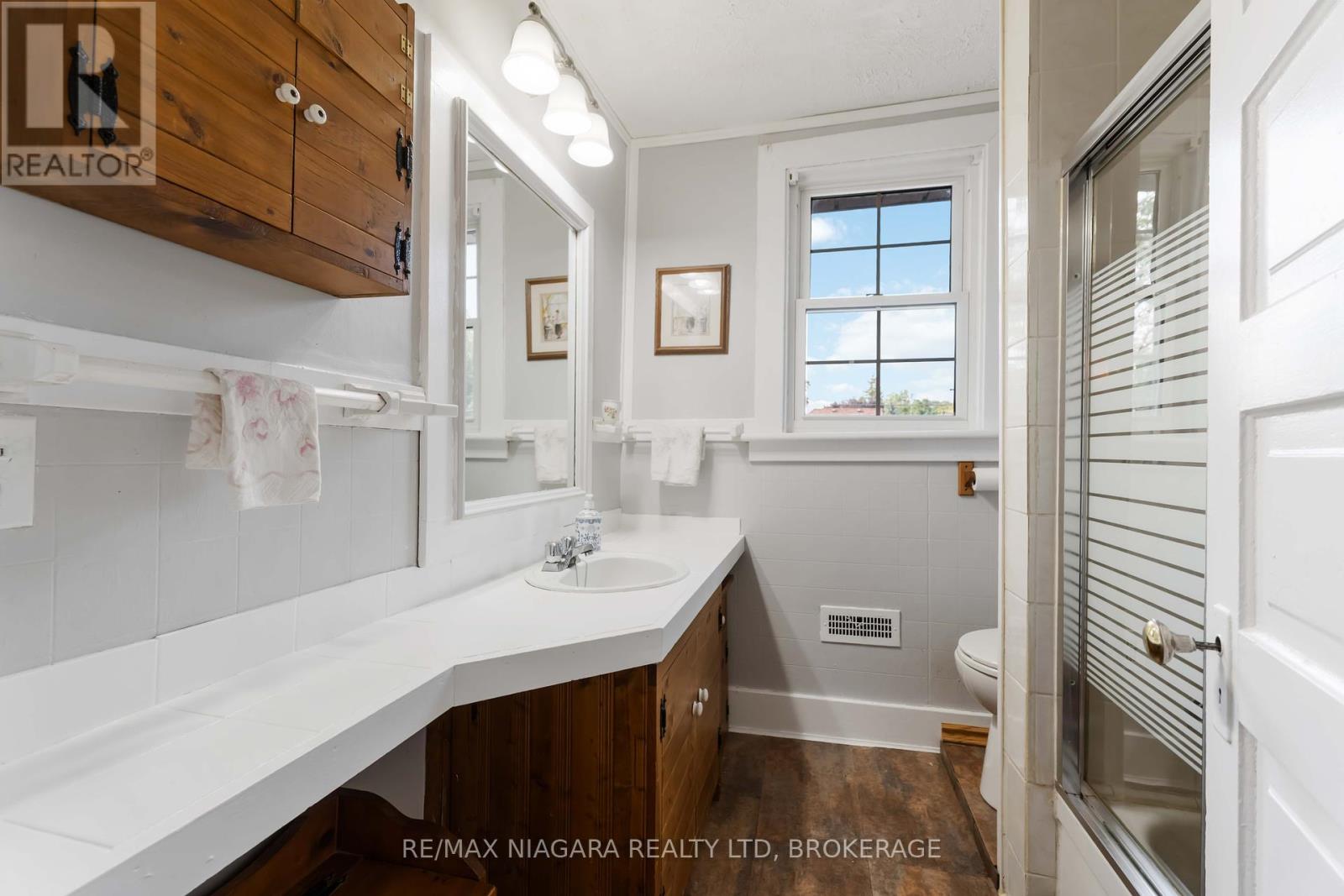 6275 Pine Grove Avenue, Niagara Falls, Ontario  L2G 4J4 - Photo 28 - X12402570