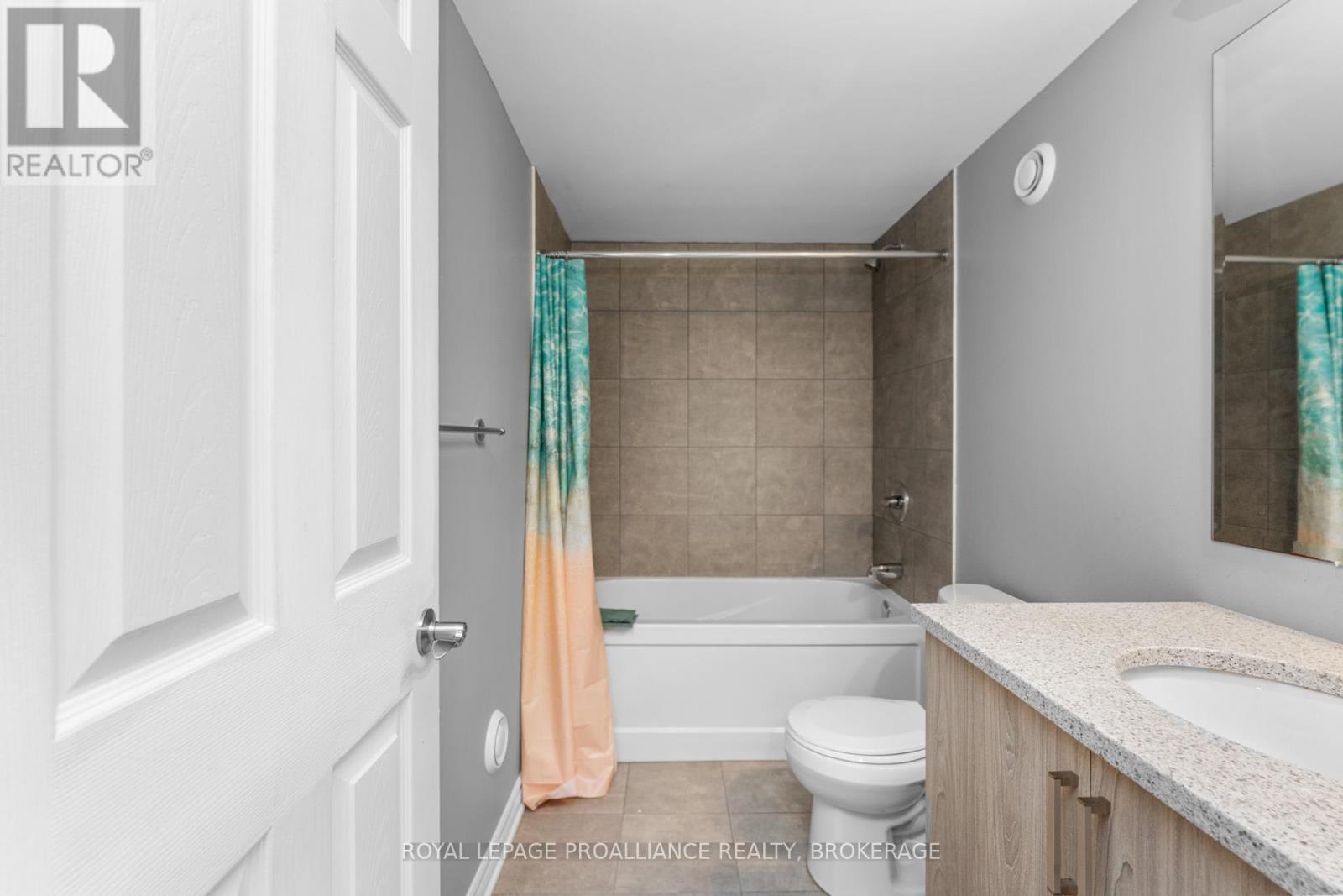 1374 Monarch Drive, Kingston, Ontario  K7P 0S2 - Photo 22 - X12400155