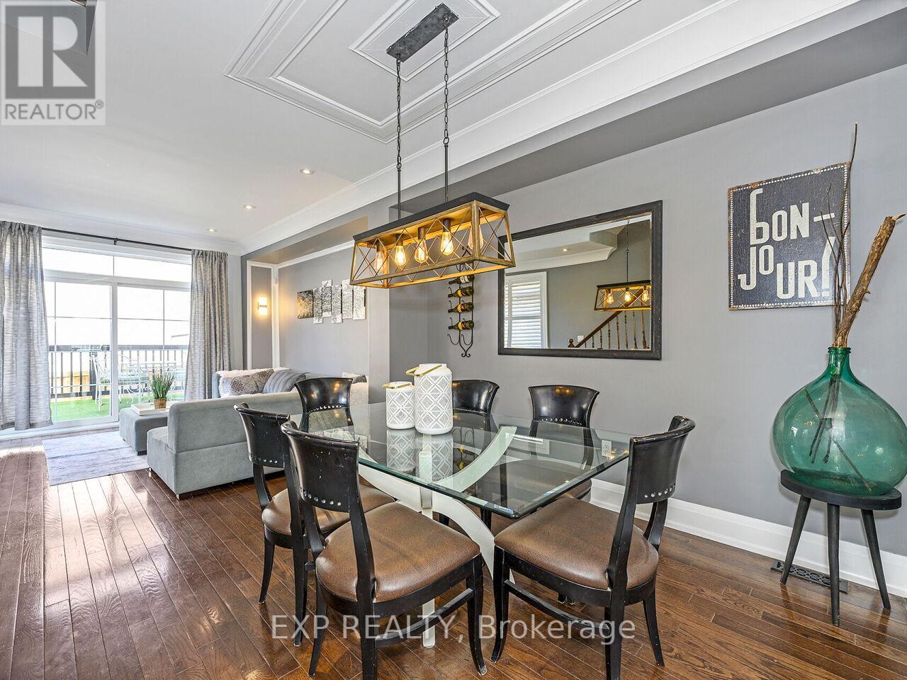 4 - 2351 Lakeshore Road W, Oakville, Ontario  L6L 1H4 - Photo 14 - W12402574