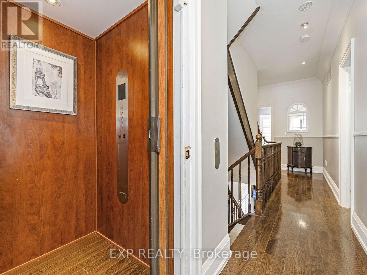 4 - 2351 Lakeshore Road W, Oakville, Ontario  L6L 1H4 - Photo 24 - W12402574