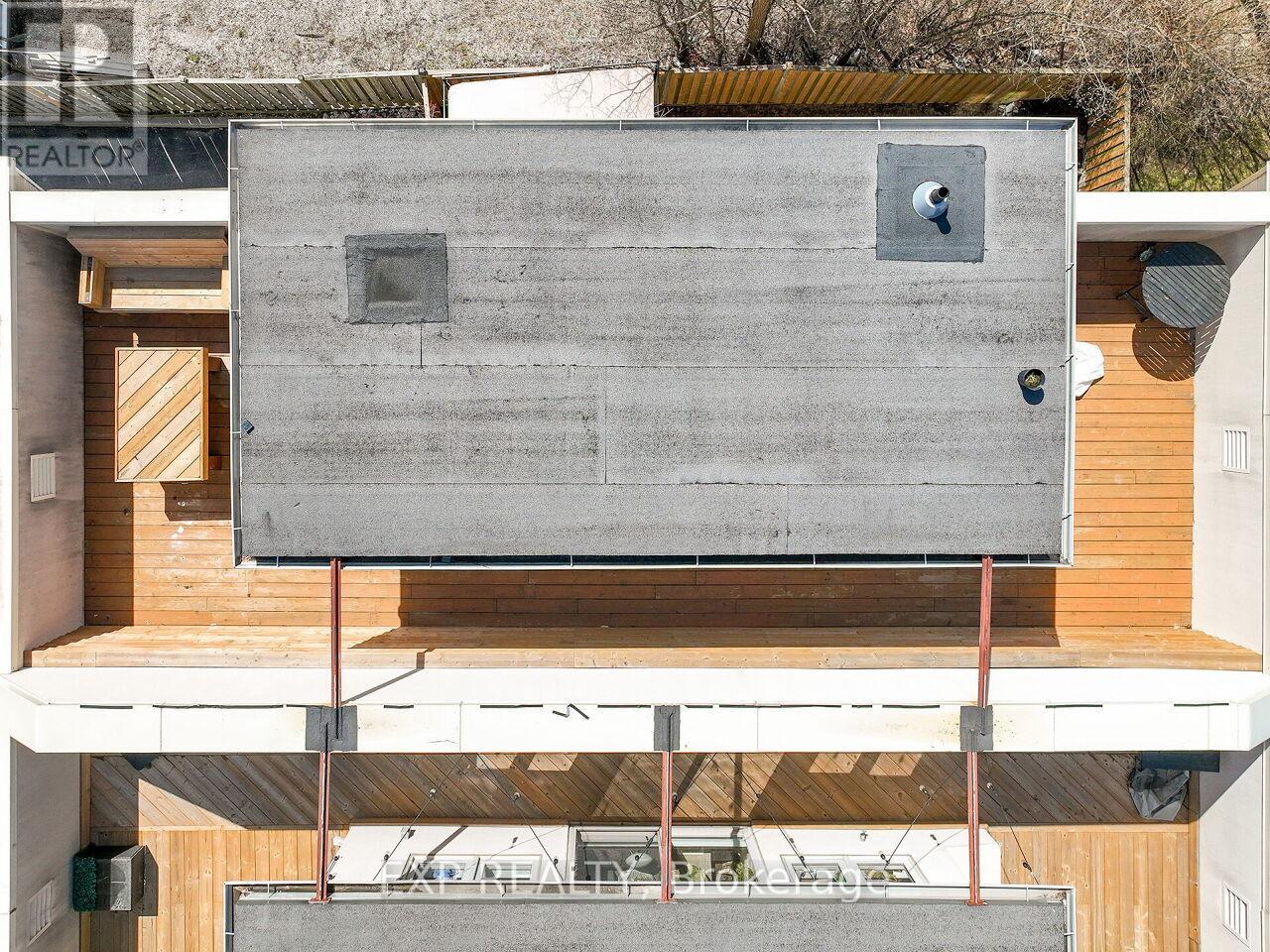 Property at 4 - 2351 LAKESHORE ROAD W image 3