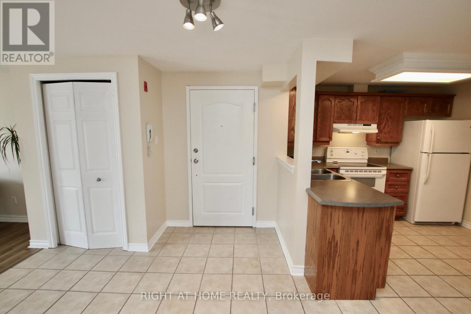 1c - 97 Mill Street, Russell, Ontario  K4R 1B8 - Photo 10 - X12402585