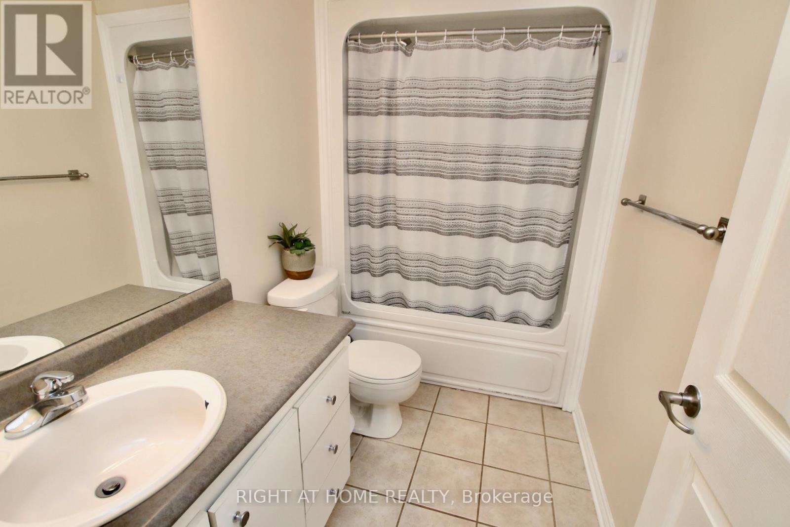 1c - 97 Mill Street, Russell, Ontario  K4R 1B8 - Photo 17 - X12402585