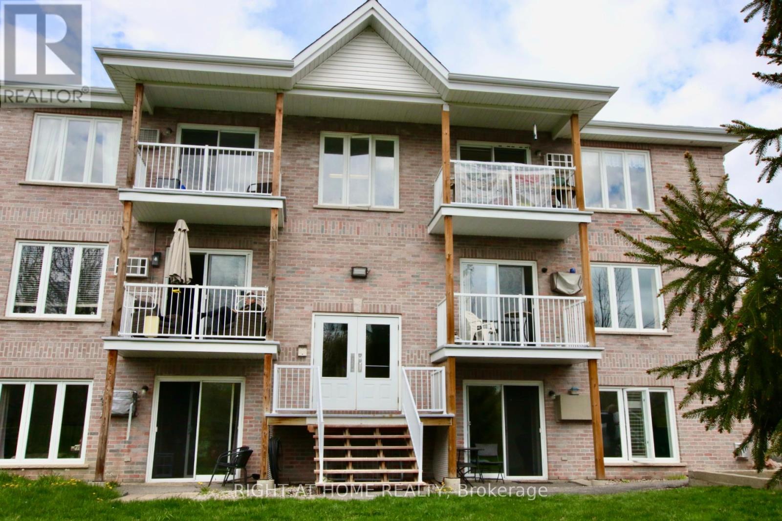 1c - 97 Mill Street, Russell, Ontario  K4R 1B8 - Photo 3 - X12402585