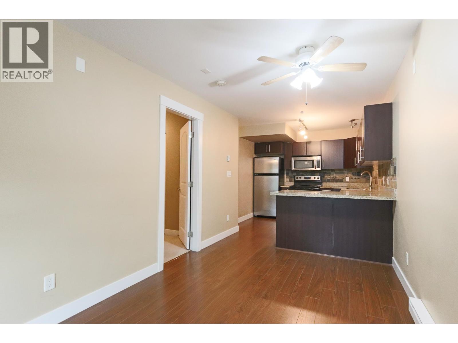 68 7428 14 Avenue, Burnaby, British Columbia  V3N 0C2 - Photo 4 - R3047505