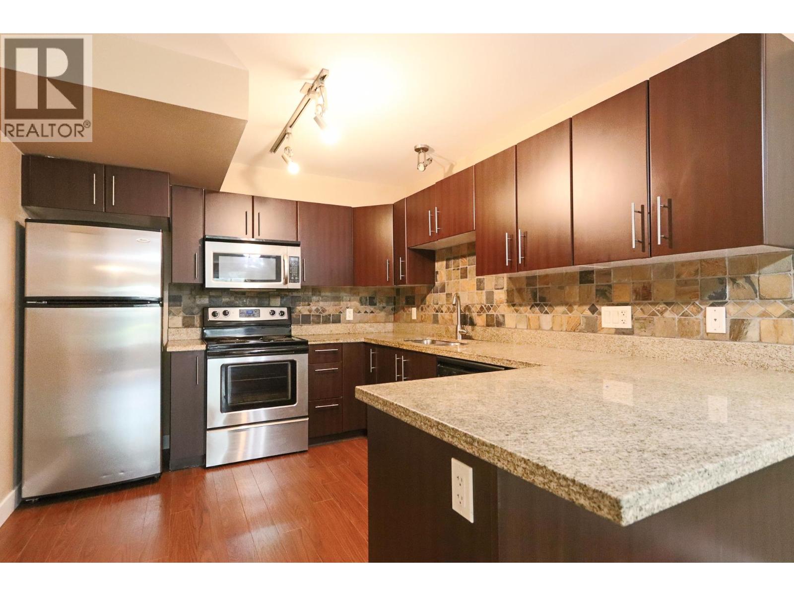 68 7428 14 Avenue, Burnaby, British Columbia  V3N 0C2 - Photo 7 - R3047505