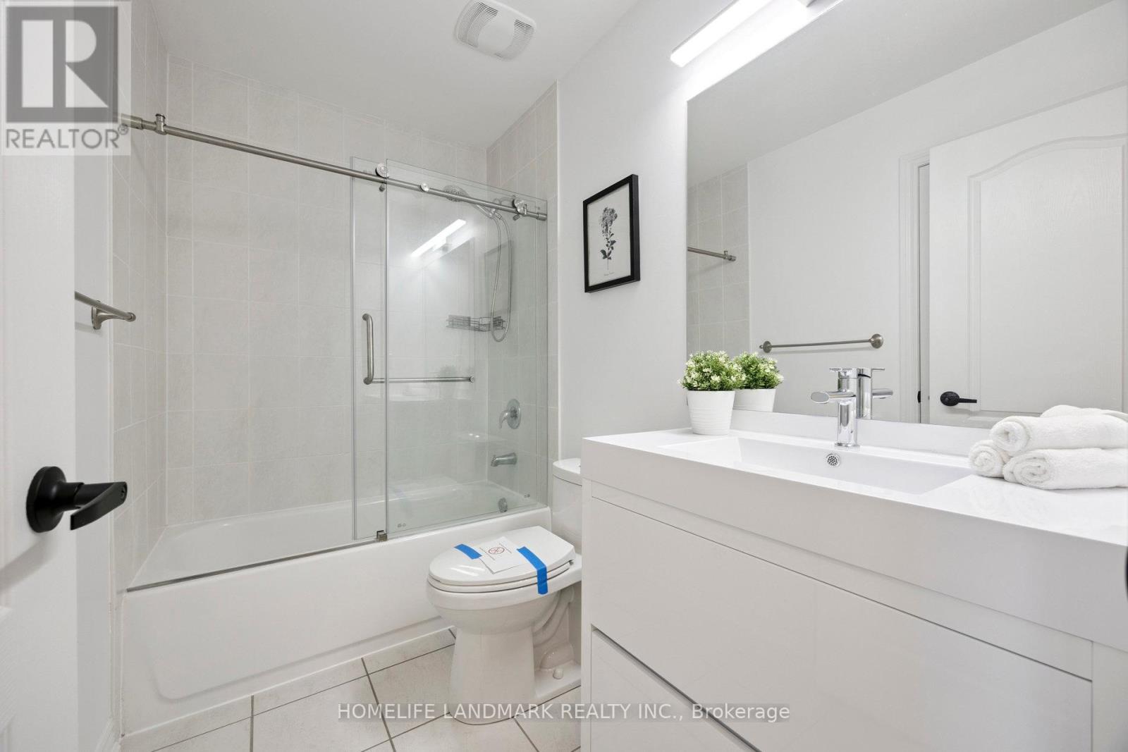 56 Donald Buttress Boulevard W, Markham (Cathedraltown), Ontario  L6C 0P1 - Photo 43 - N12402579