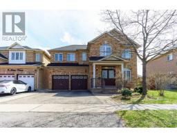 11 Nina Place, Brampton (Fletcher'S Meadow), Ca