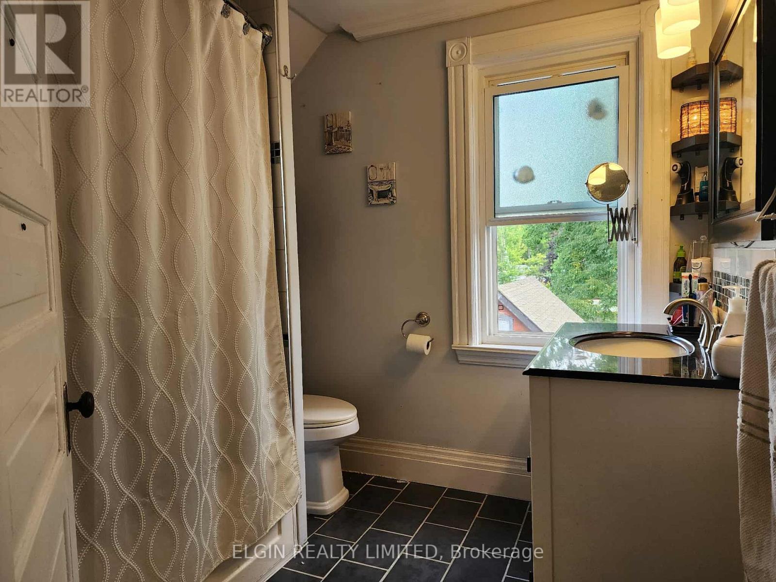 82 Fifth Avenue, St. Thomas, Ontario  N5R 4E1 - Photo 15 - X12402619