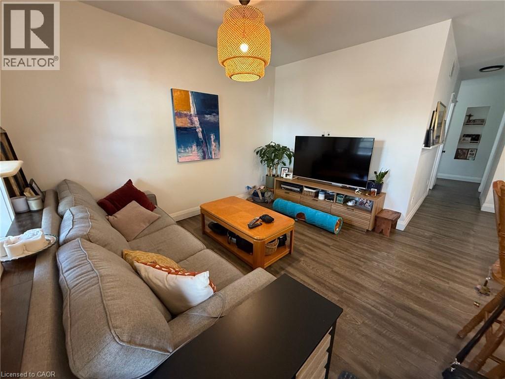 96 London Street N, Hamilton, Ontario  L8H 4B5 - Photo 6 - 40768232