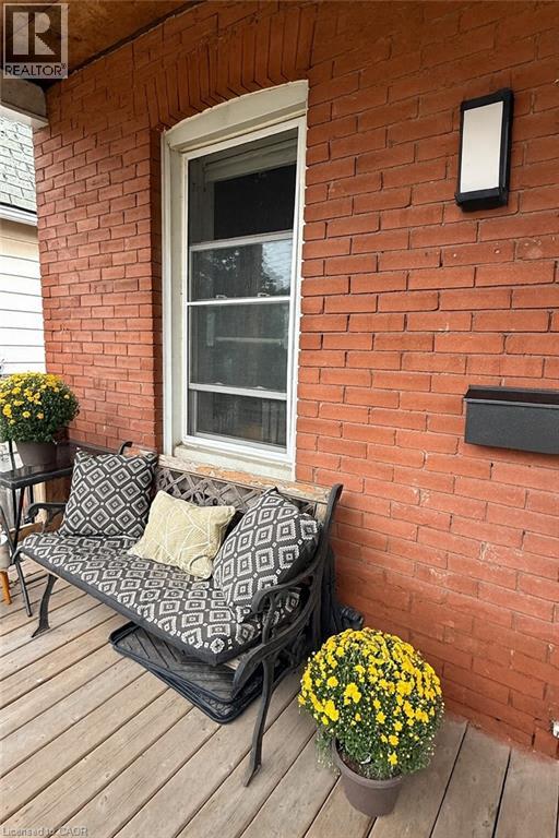 96 London Street N, Hamilton, Ontario  L8H 4B5 - Photo 3 - 40768232