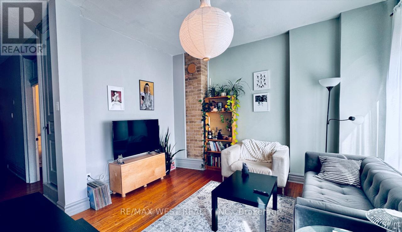 88 Montrose Avenue, Toronto, Ontario  M6J 2T7 - Photo 20 - C12402612