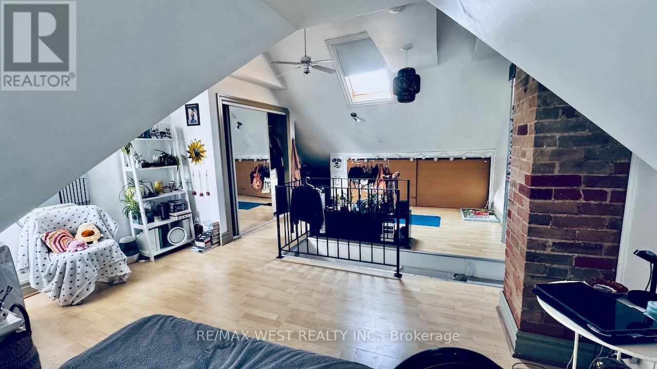 88 Montrose Avenue, Toronto, Ontario  M6J 2T7 - Photo 29 - C12402612