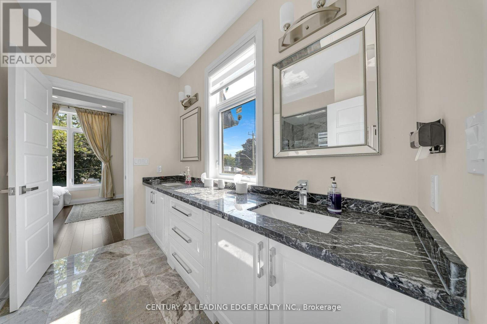 736 Hillview Crescent, Pickering, Ontario  L1W 2S1 - Photo 25 - E12402613