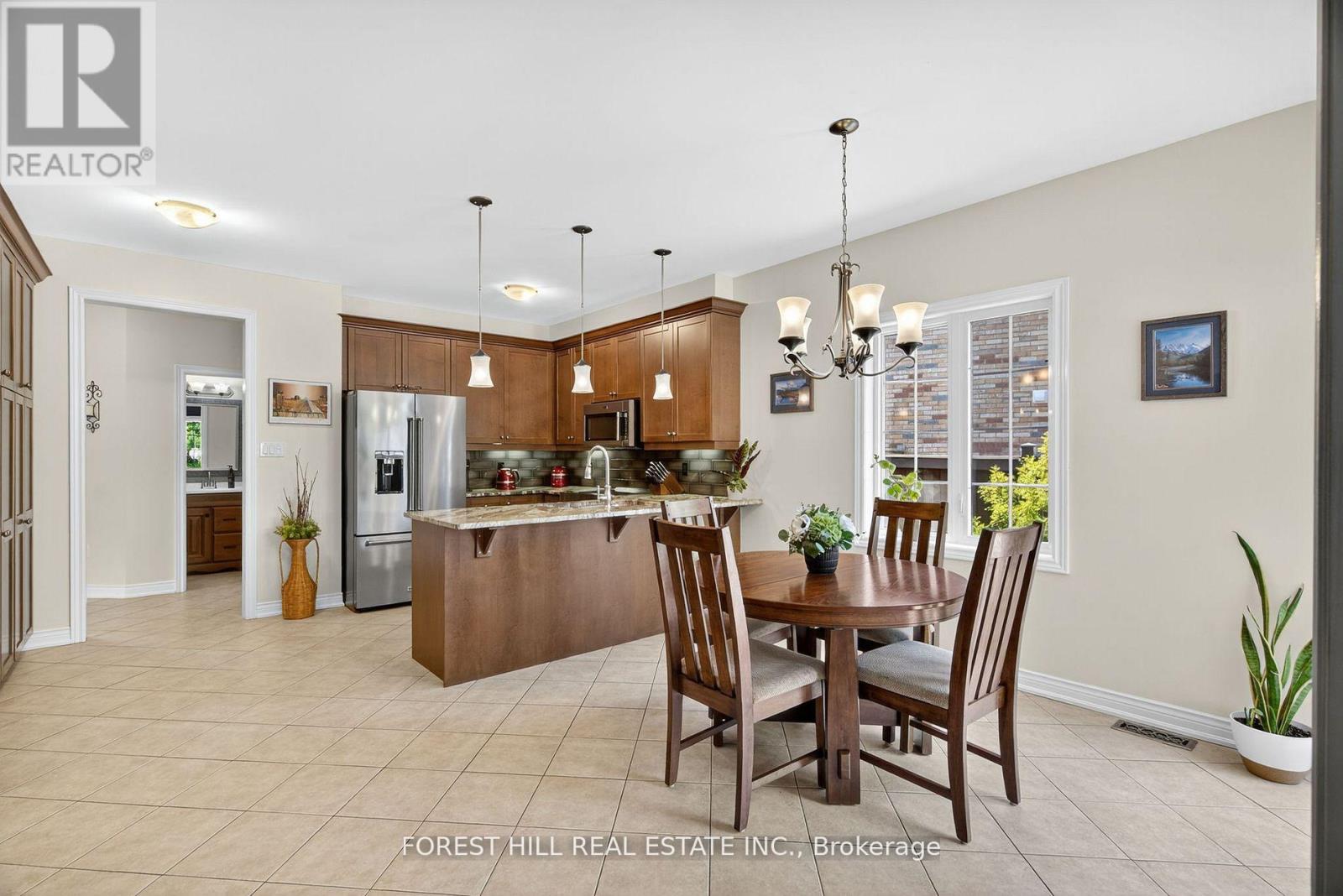 24 Vesna Court, Clarington, Ontario  L1C 0C7 - Photo 8 - E12402616