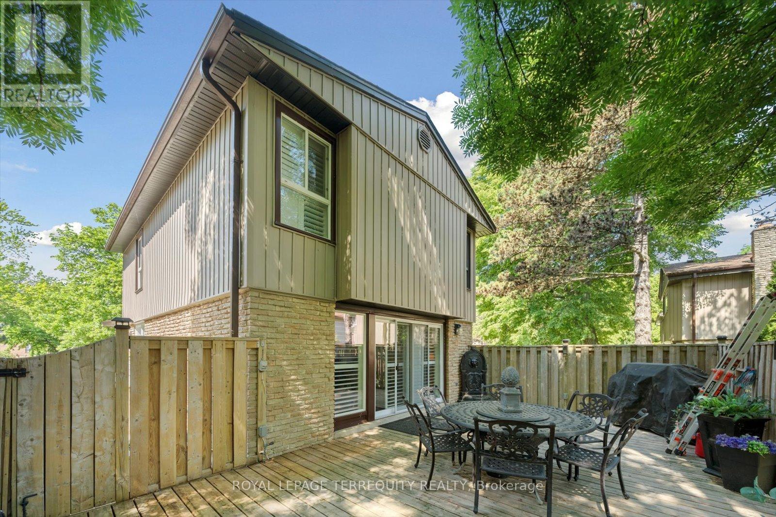 1825 Hyde Mill Crescent, Mississauga, Ontario  L5N 0A7 - Photo 45 - W12402589