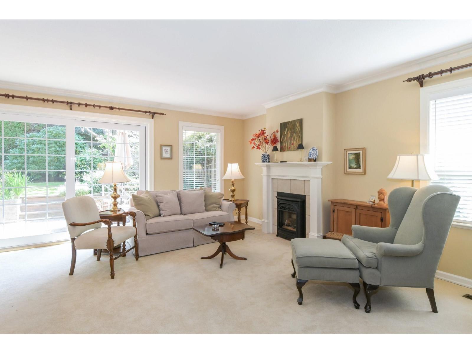 2058 127a Street, Surrey, British Columbia  V4A 5Z9 - Photo 3 - R3042074